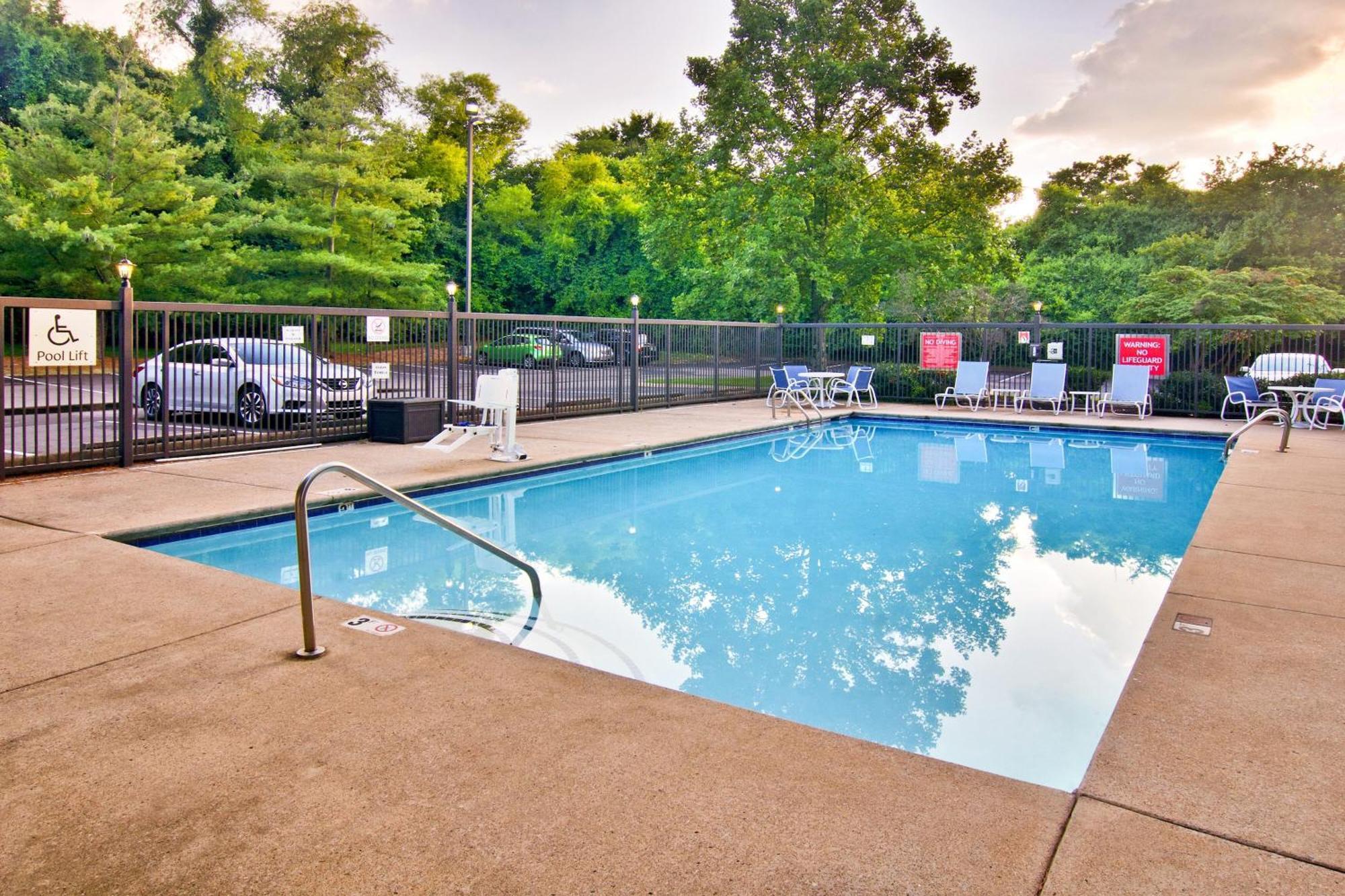 Four Points By Sheraton Nashville Airport Exterior foto